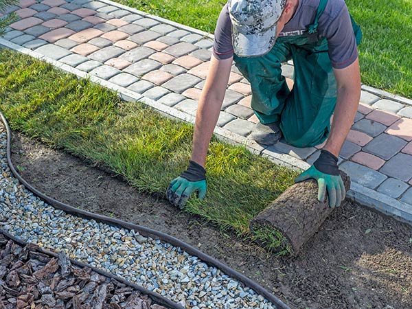 creazione-di-giardino-per-parchetto-lombardia